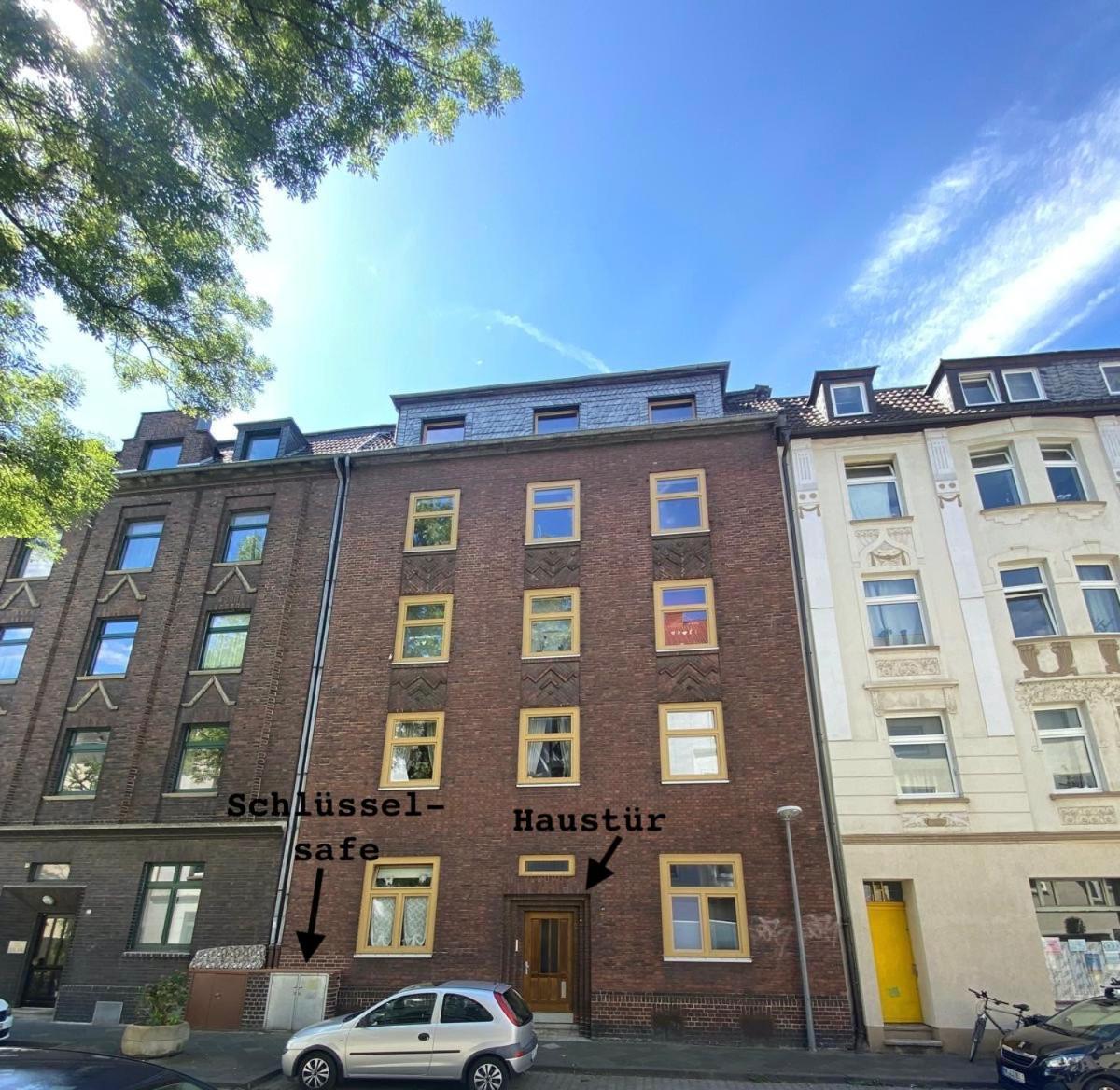 Feelslikehome - Stylische Und Zentrale Altbauwohnung Mit Terrasse&Garten Bochum Exterior foto